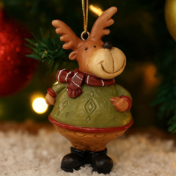 Красива керамична играчка за елха