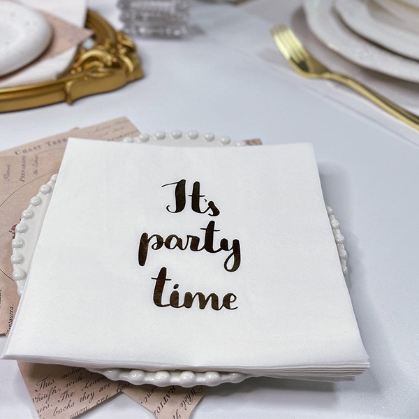 Салфетки със златен надпис It's party time